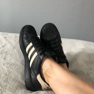 Black and white Superstar